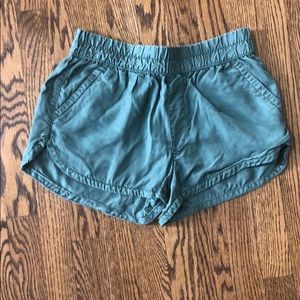 American Eagle army green shorts